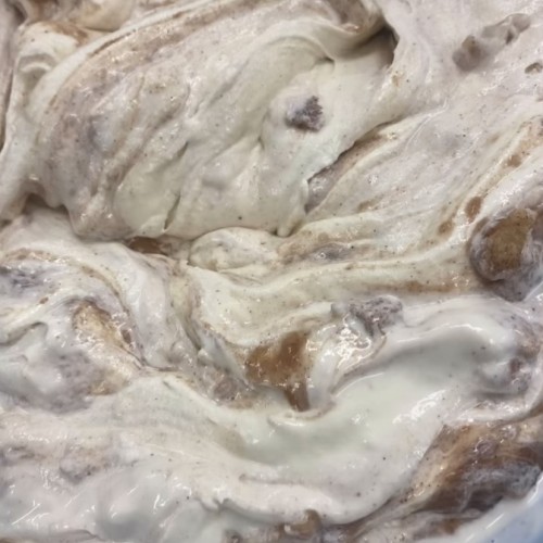 Ice Cream - 2 Farmers and a Cow - Apple Pie - 16 oz