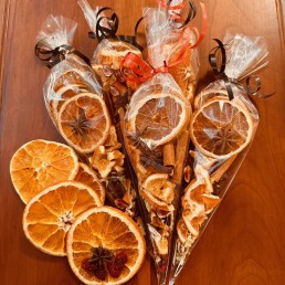 Festive Simmer Pot Cones - Pack of 10