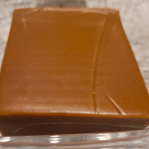 Peter's Vanilla Caramel Block - per lb.