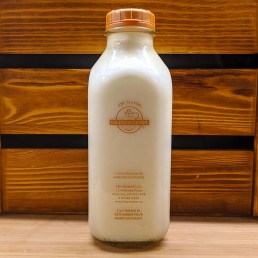Milk - Eby Manor - Golden Guernsey - 2% - 1 L